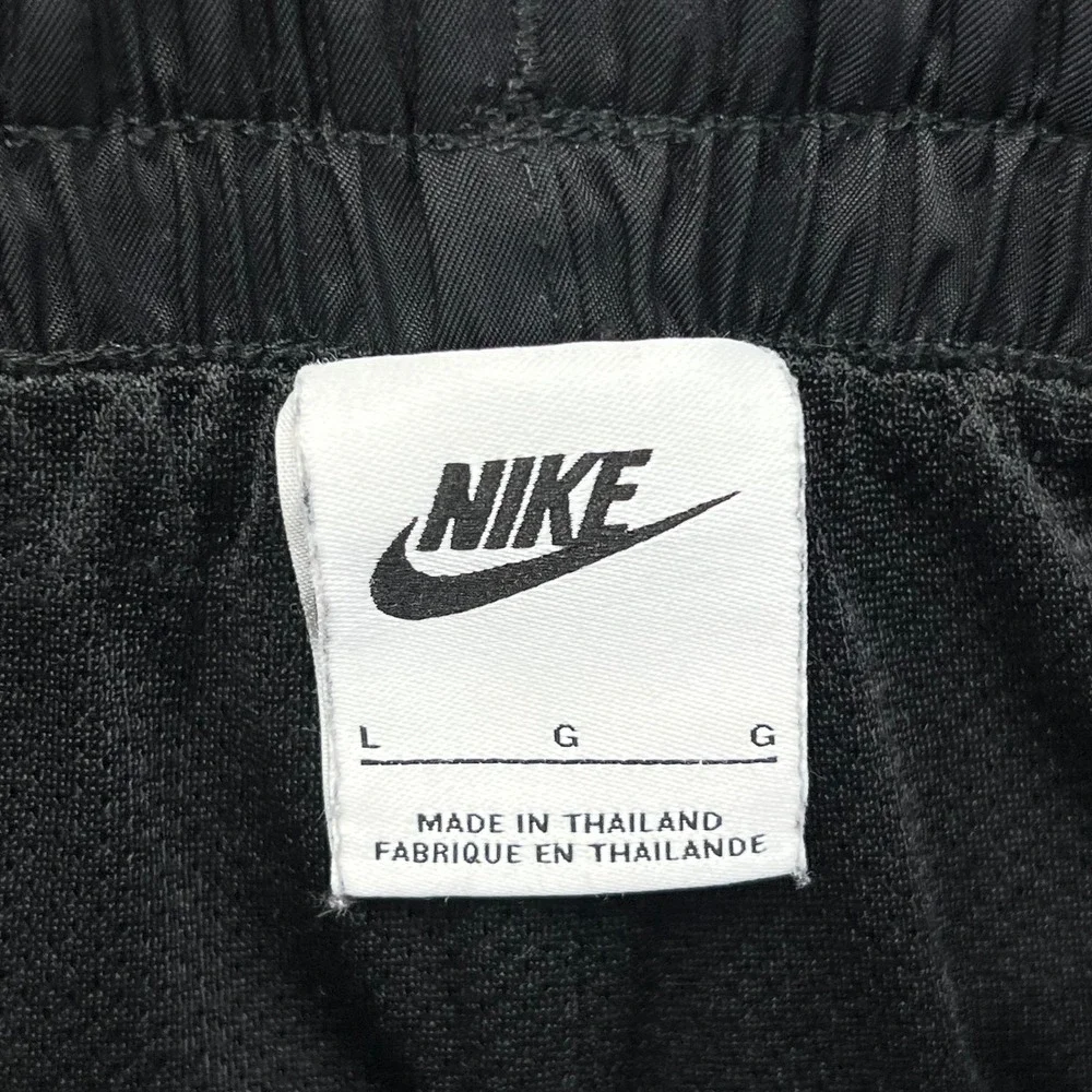 Nike Shorts Big Kids Large Black Woven Mesh Lined Pockets Lightweight HF8134-010